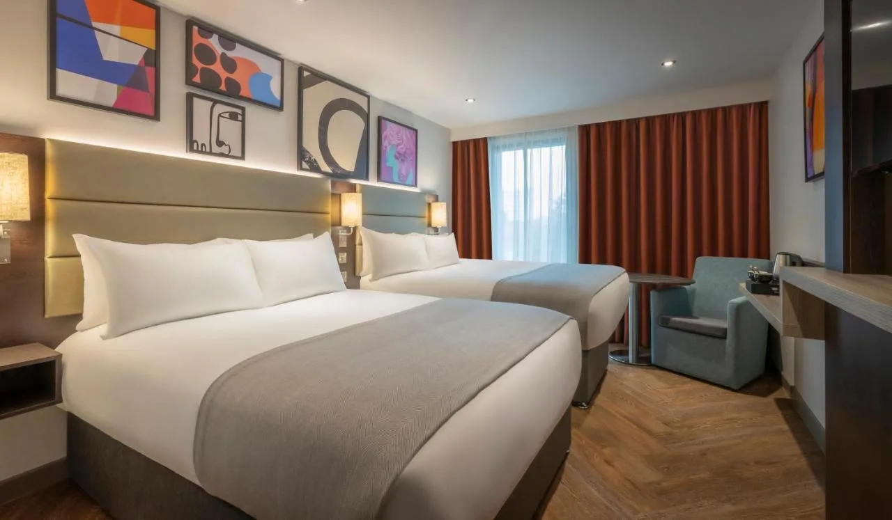 Deluxe Double Double Room